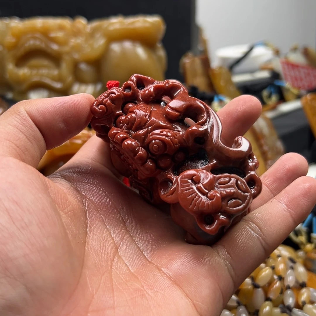 石英质玉（黄龙玉）未镶嵌多选发其一