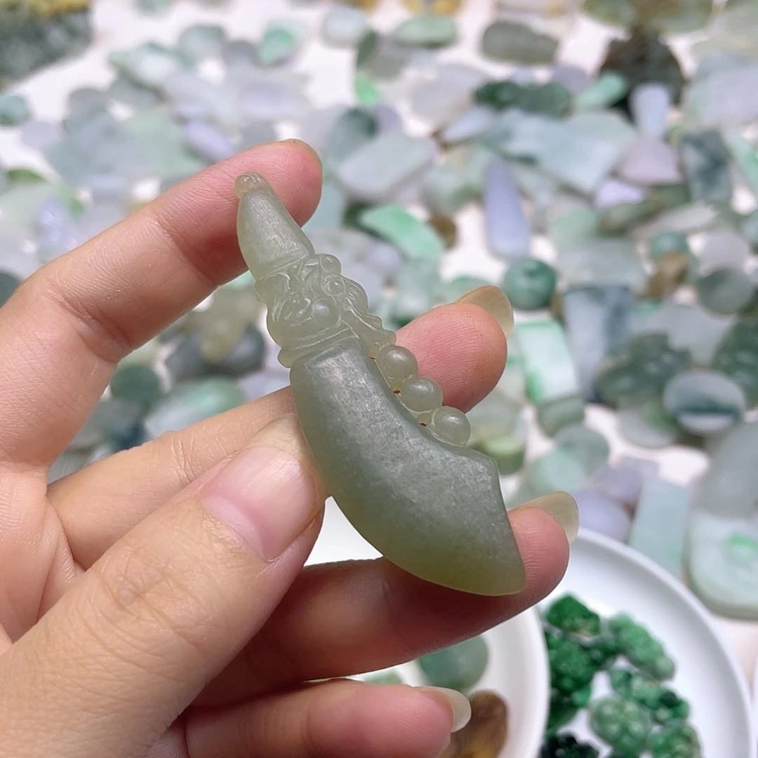 未镶嵌定制翡翠翡翠