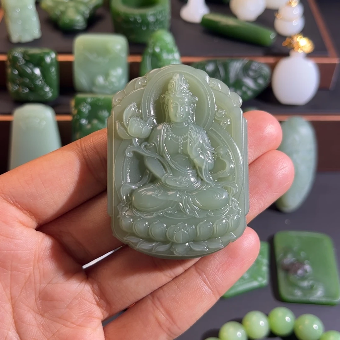 和田玉未镶嵌颈饰定制