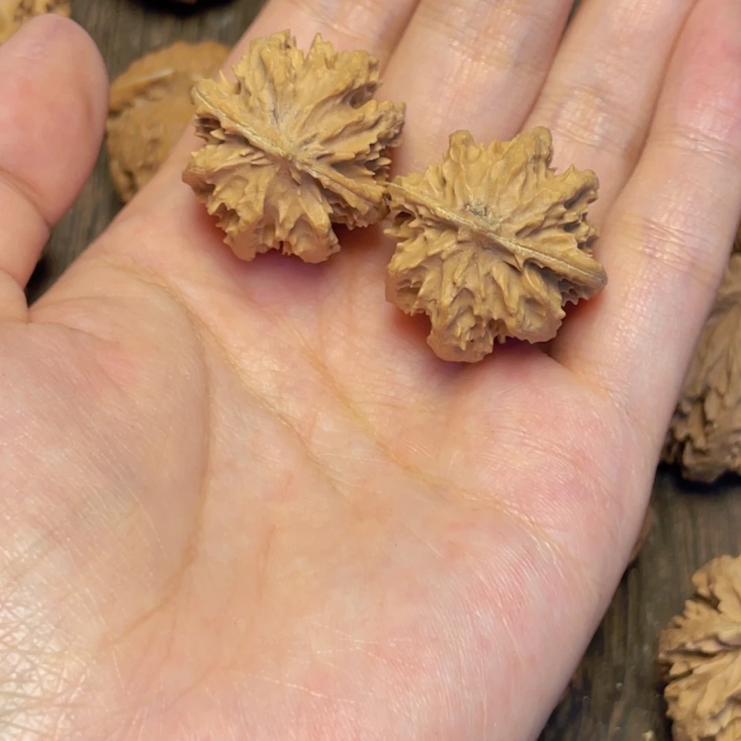 文玩核桃吊坠8 秦岭灯笼野生小众