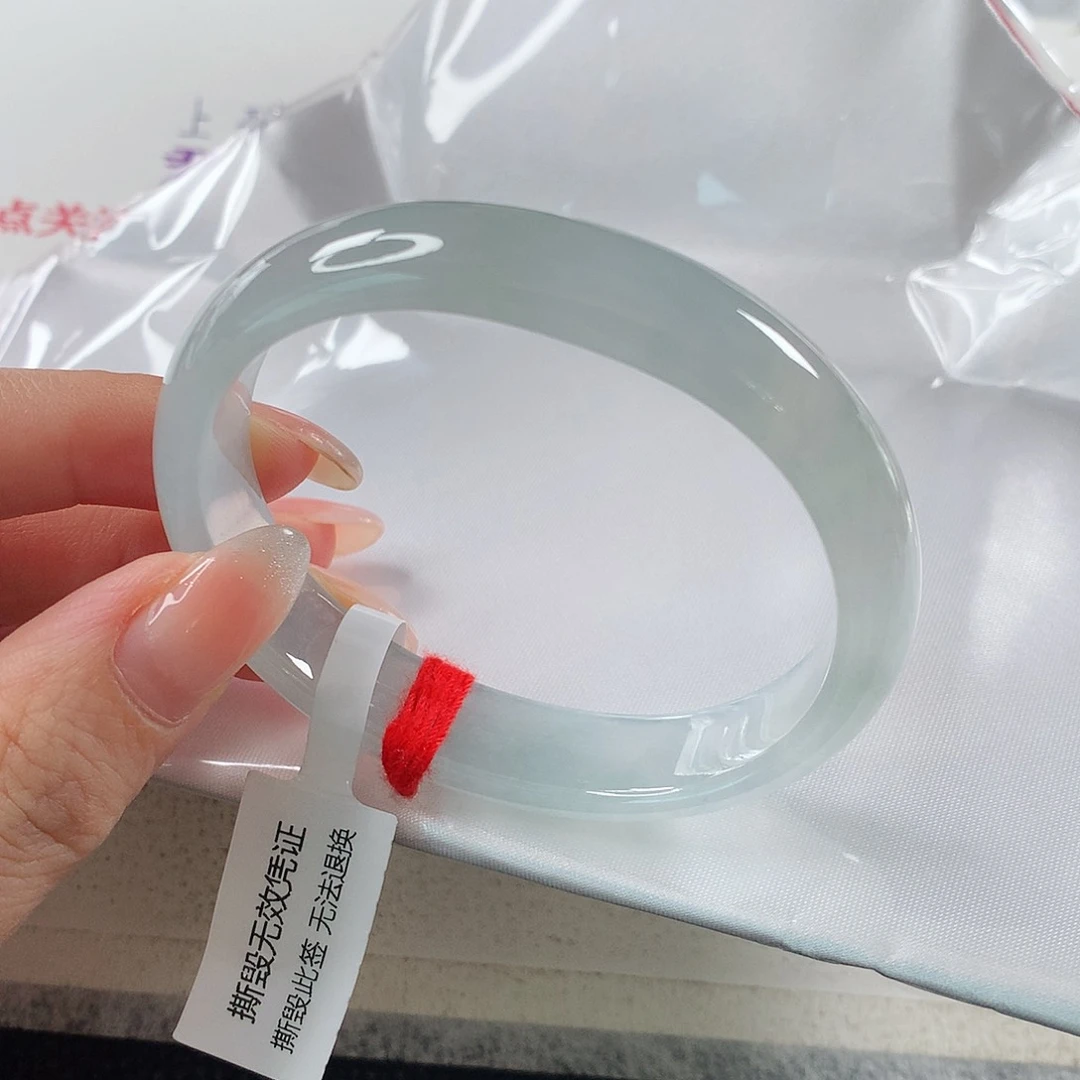 翡翠手镯未镶嵌 贵妃①⑤⑤