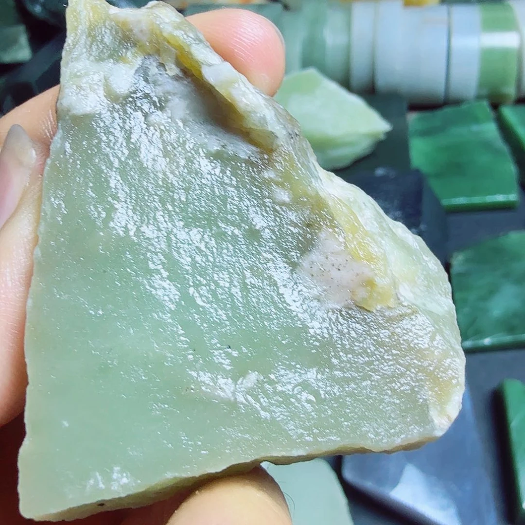 和田玉（糖玉）未镶嵌挂件