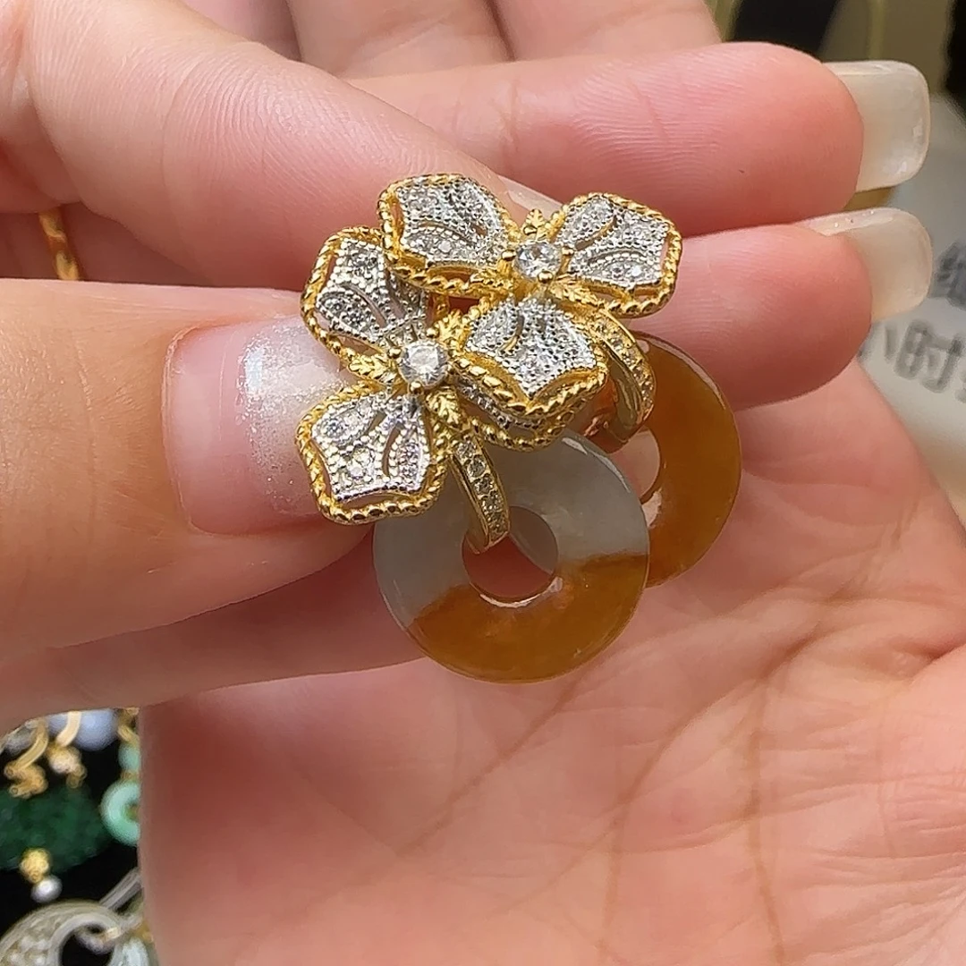 修***尘银S925镶嵌翡翠耳饰