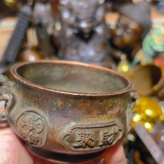 铜铜的 清货诚信经营