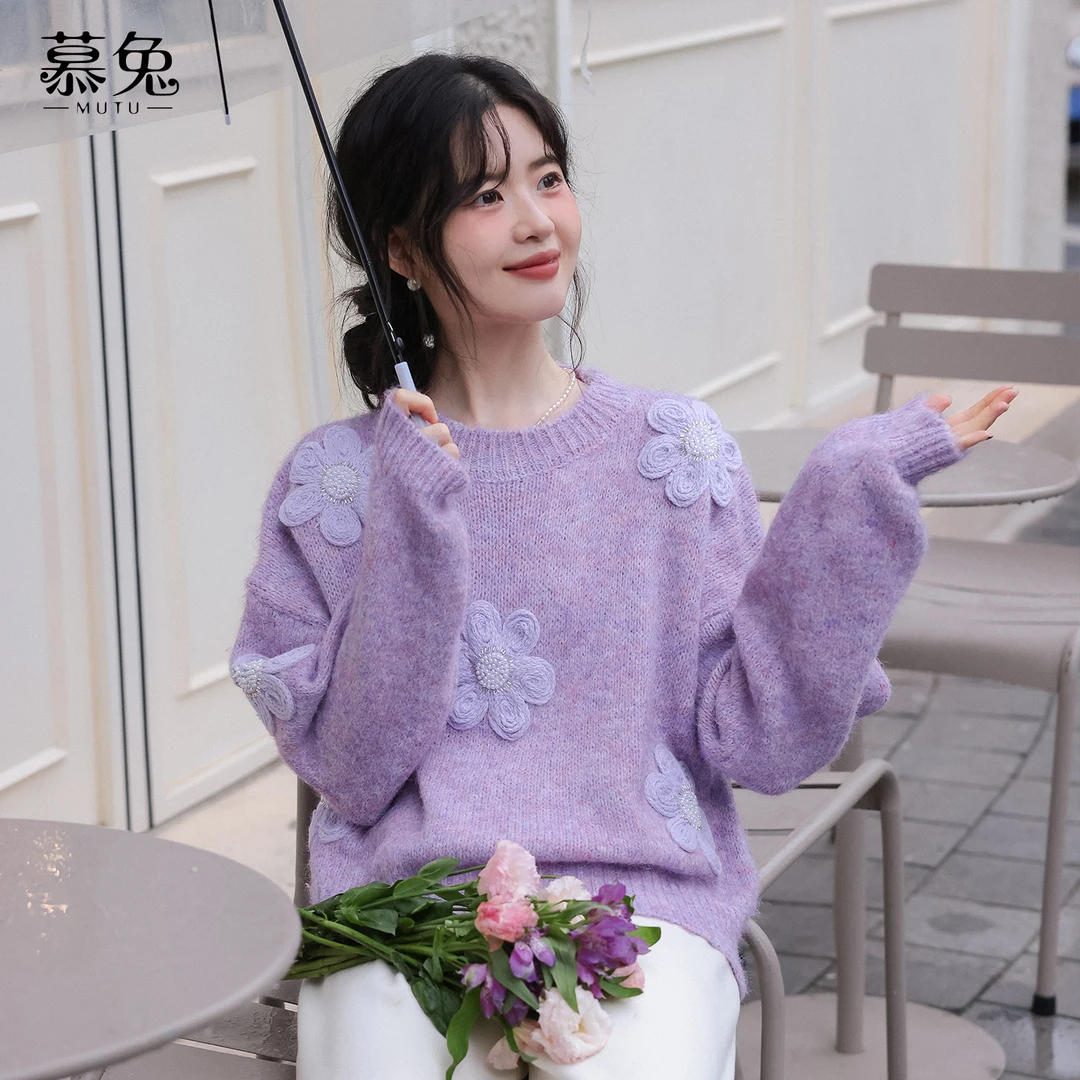 慕兔【现货】慵懒风立体花朵毛衣女2025小个子宽松休闲针织衫上衣