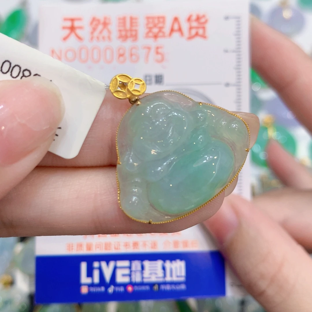 颈饰18K金镶嵌翡翠佛公