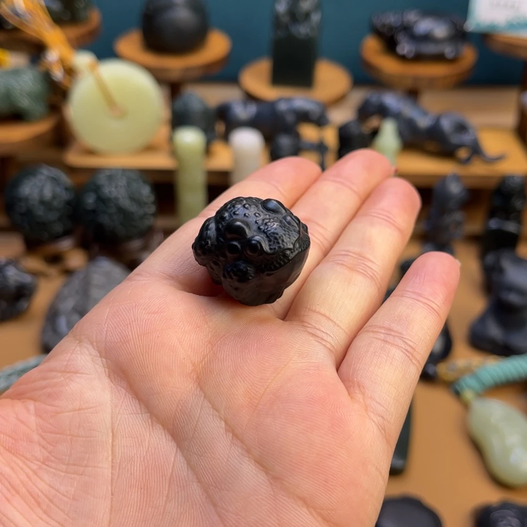 未镶嵌和田玉挂件F*u