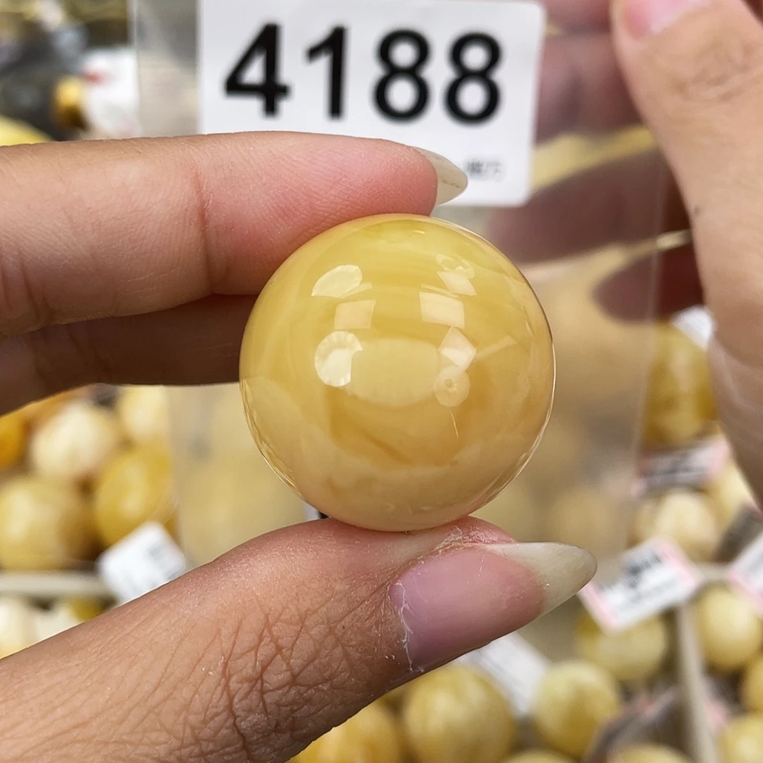 蜜蜡未镶嵌裸石27.4