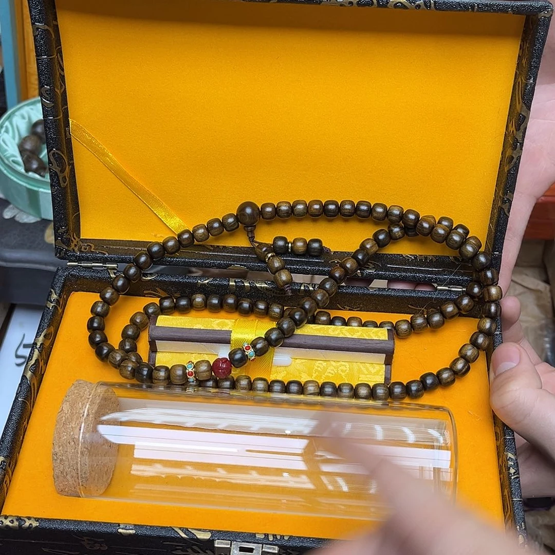 大叶紫檀（黑酸枝木类）