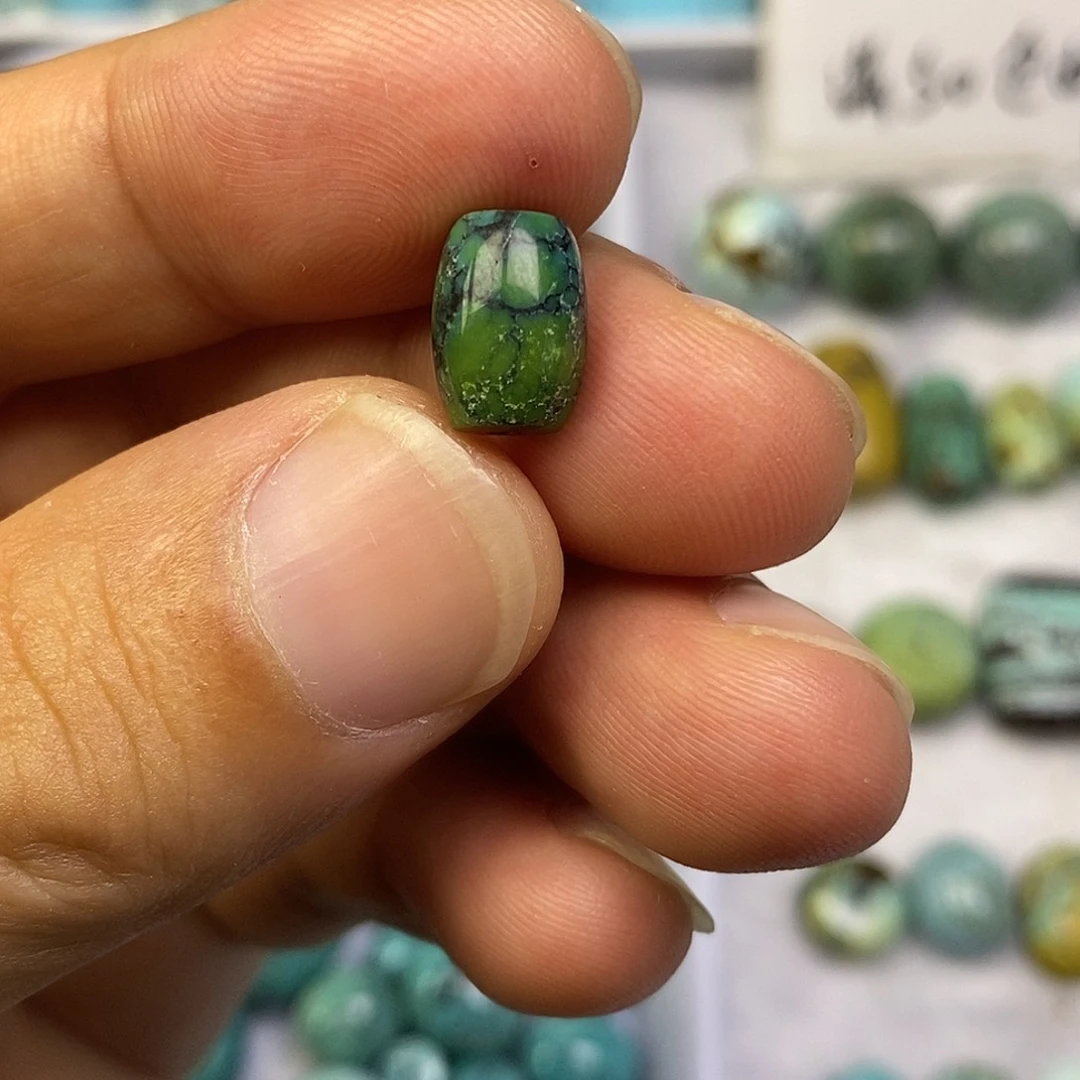 未镶嵌高瓷绿小桶珠卡7.7