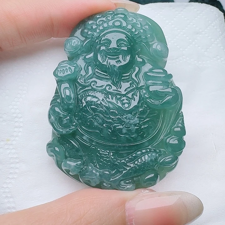翡翠未镶嵌颈饰天然的A货翡翠多样性发其一