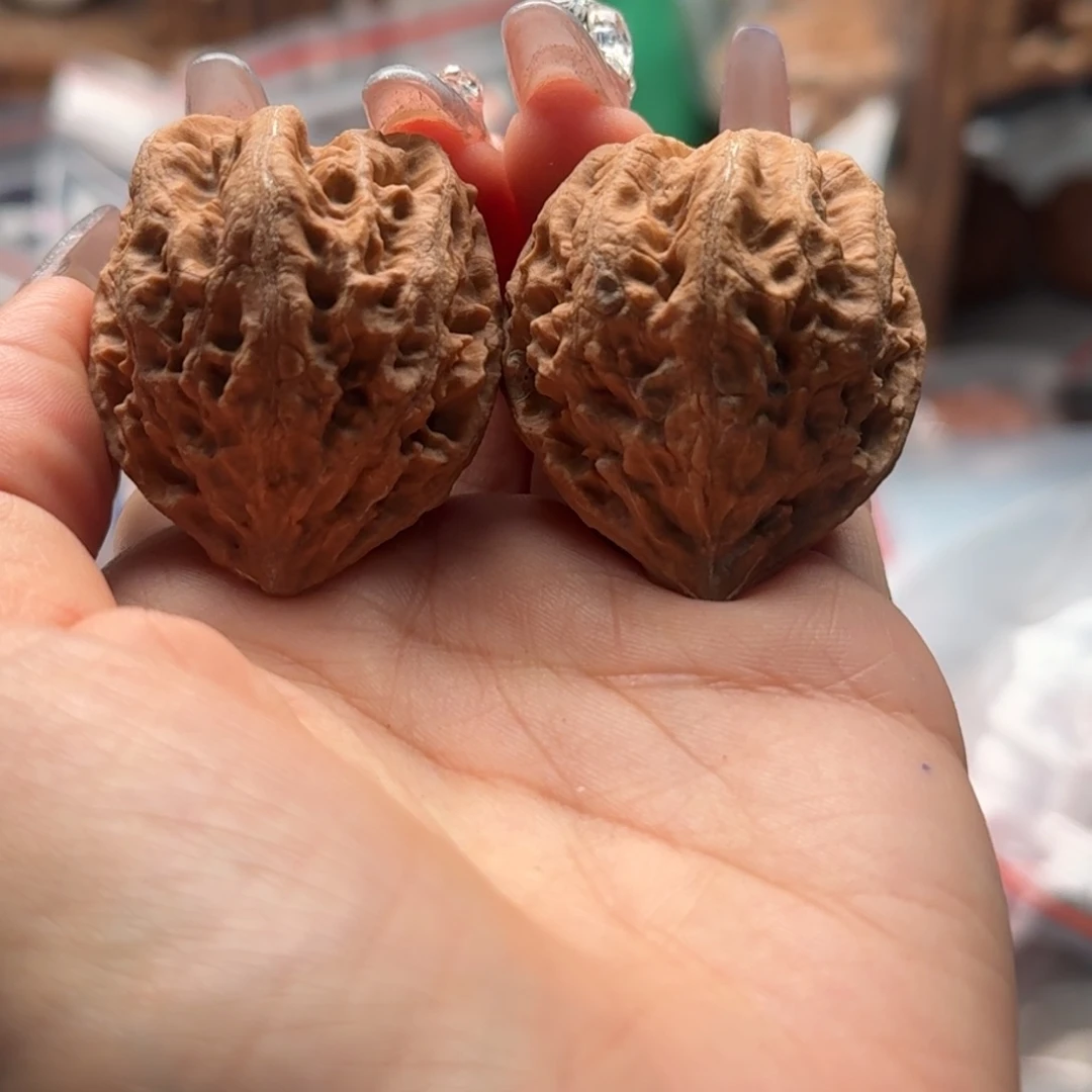 文玩核桃把件关东木子楸百核92花皮