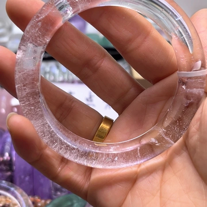 水晶手镯未镶嵌60口