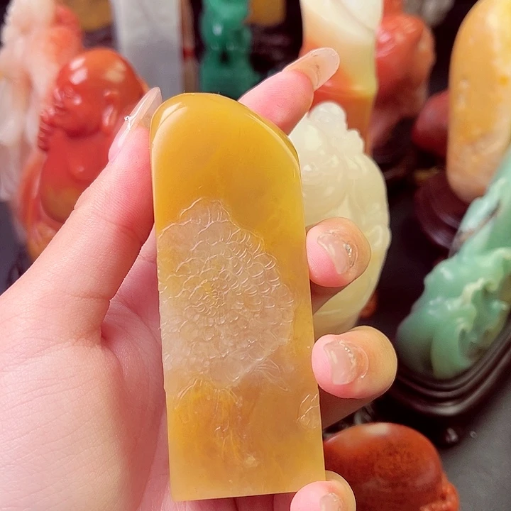 寿山石z**y雕刻艺术品