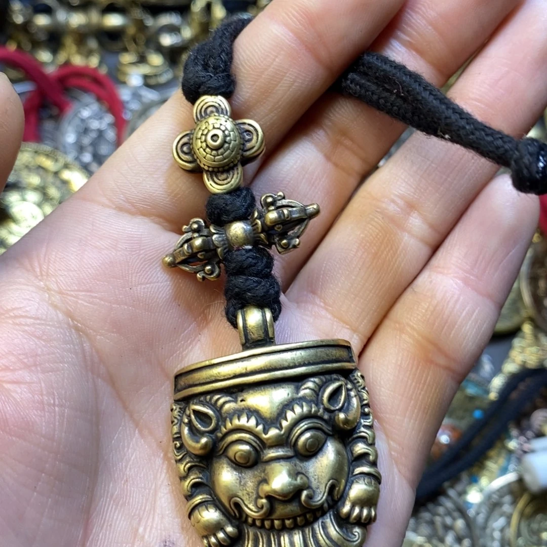 藏式支巴扎牌子搭配