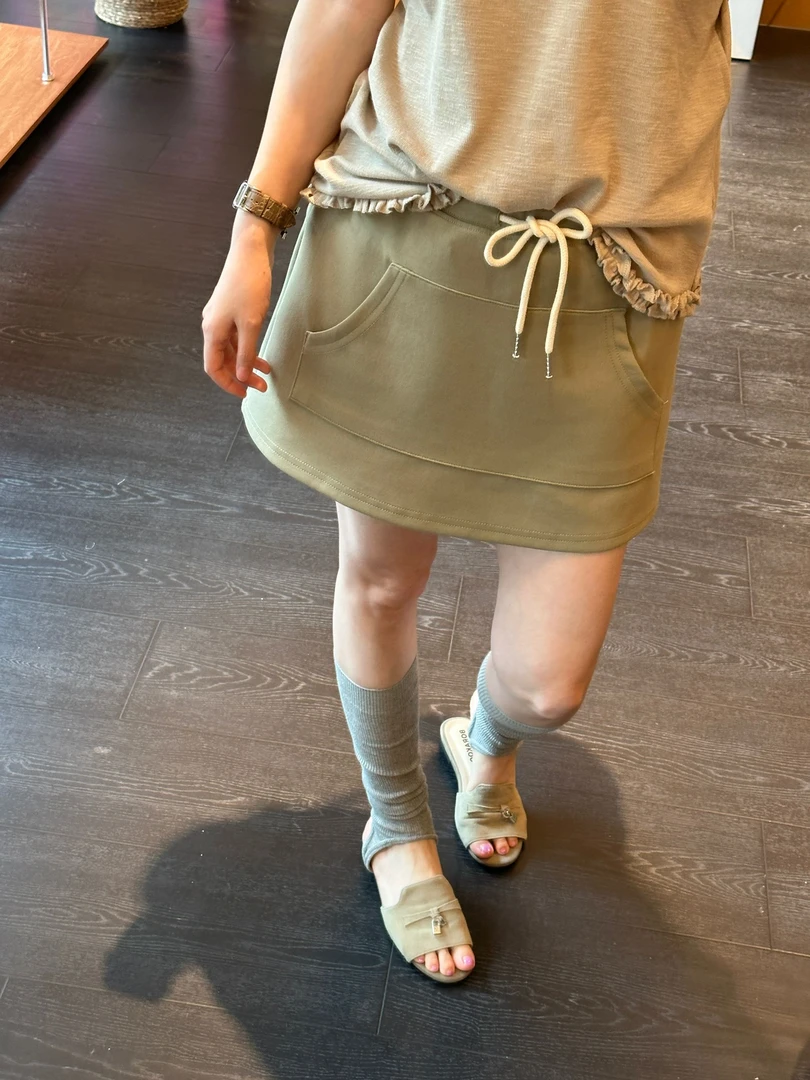 【BORAKOO】卡其绿百搭舒适口袋短裙卫裙