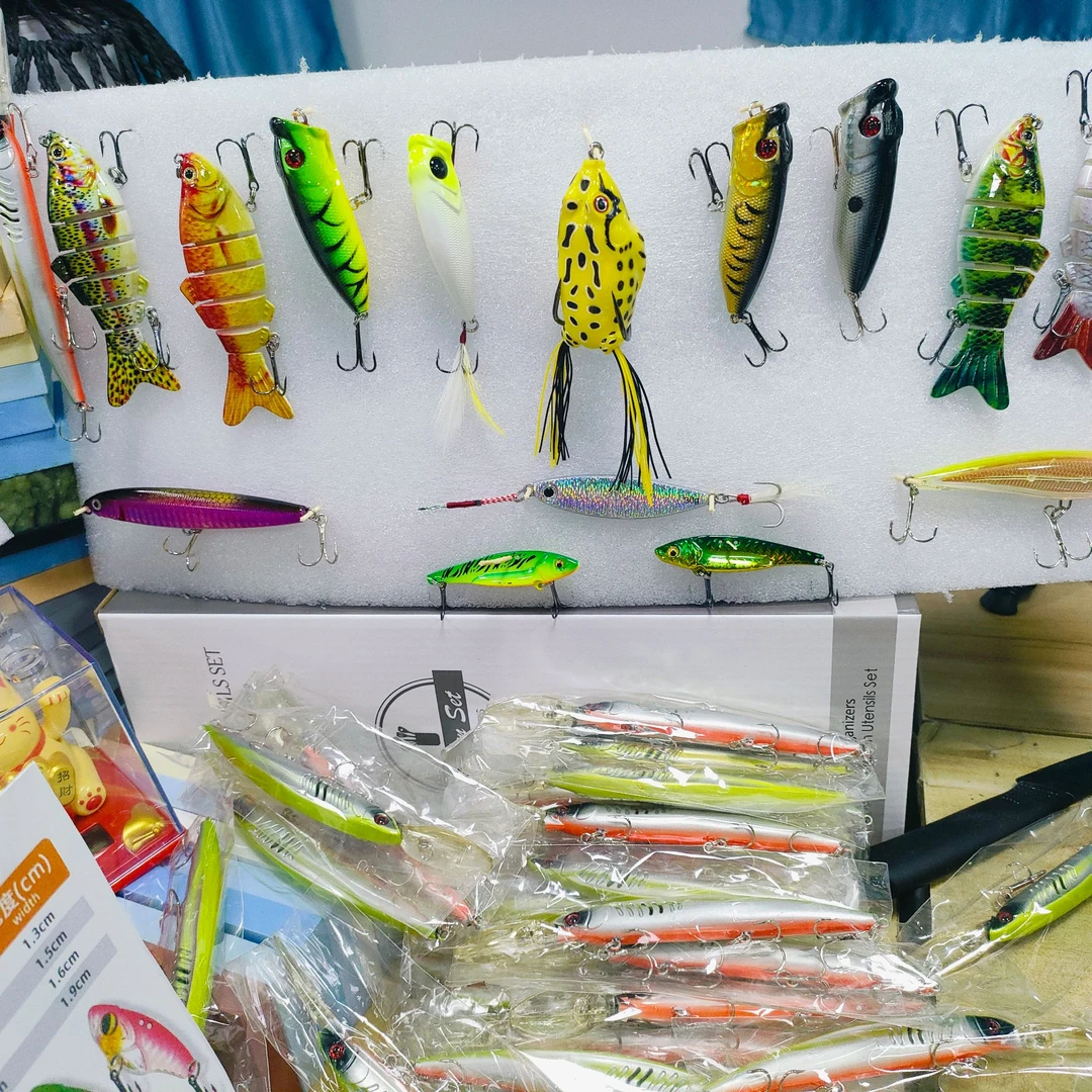 【福袋】随机一个鱼钩淡水野钓路亚饵盲盒假饵