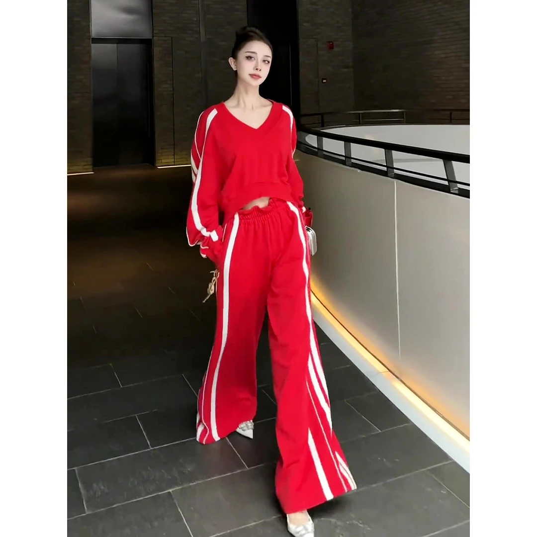 设计感韩版运动休闲套装2025年春季新款洋气短款V领上衣+阔腿裤女