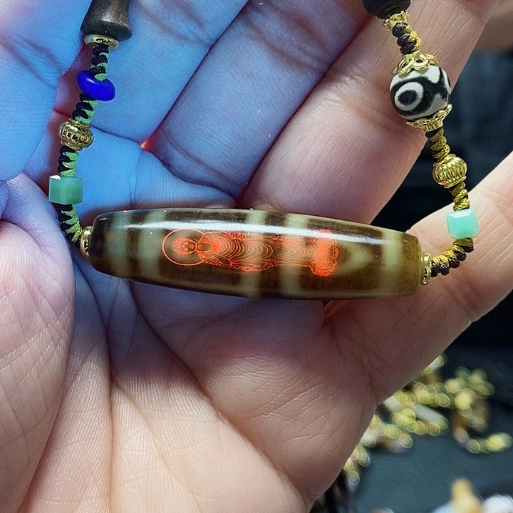 玛瑙/玉髓颈饰合金