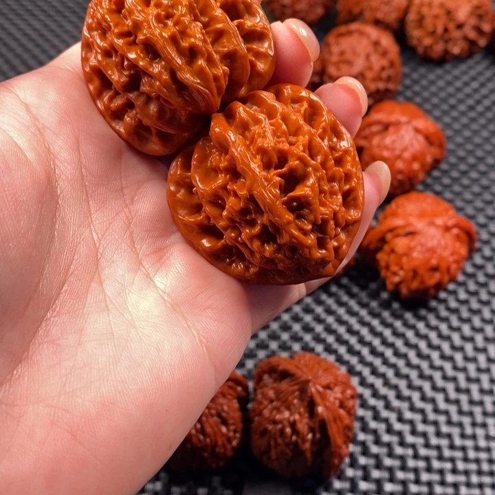 吊坠文玩核桃麦穗虎