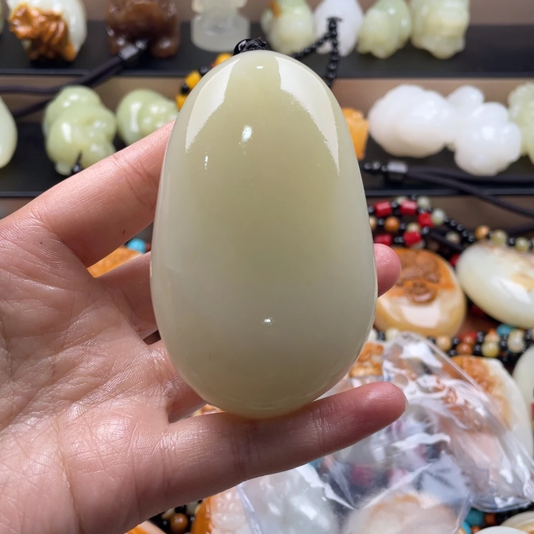 *** 石材天然古青石手把件