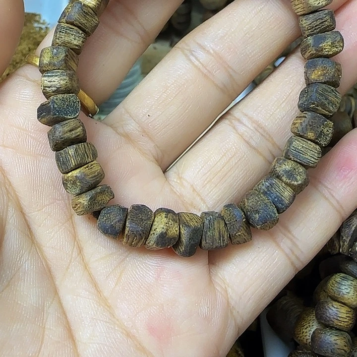 沉香碎屑沉香不规则随型
