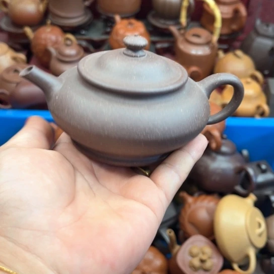 紫砂茶壶瑕疵……………………
