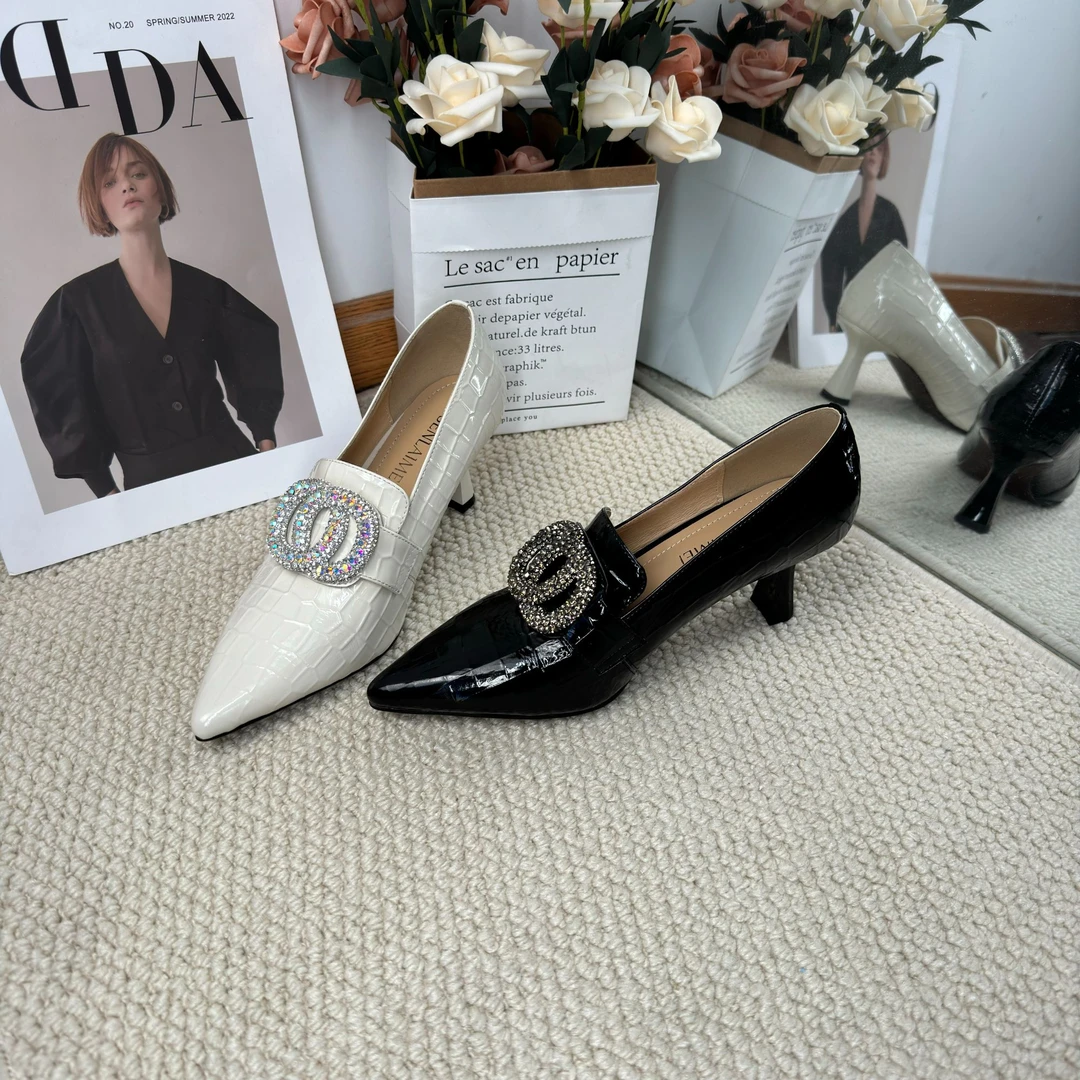 【百搭款】MQE/牛皮/6CM/33-40/9076水钻亮皮尖头高跟百搭真皮女鞋