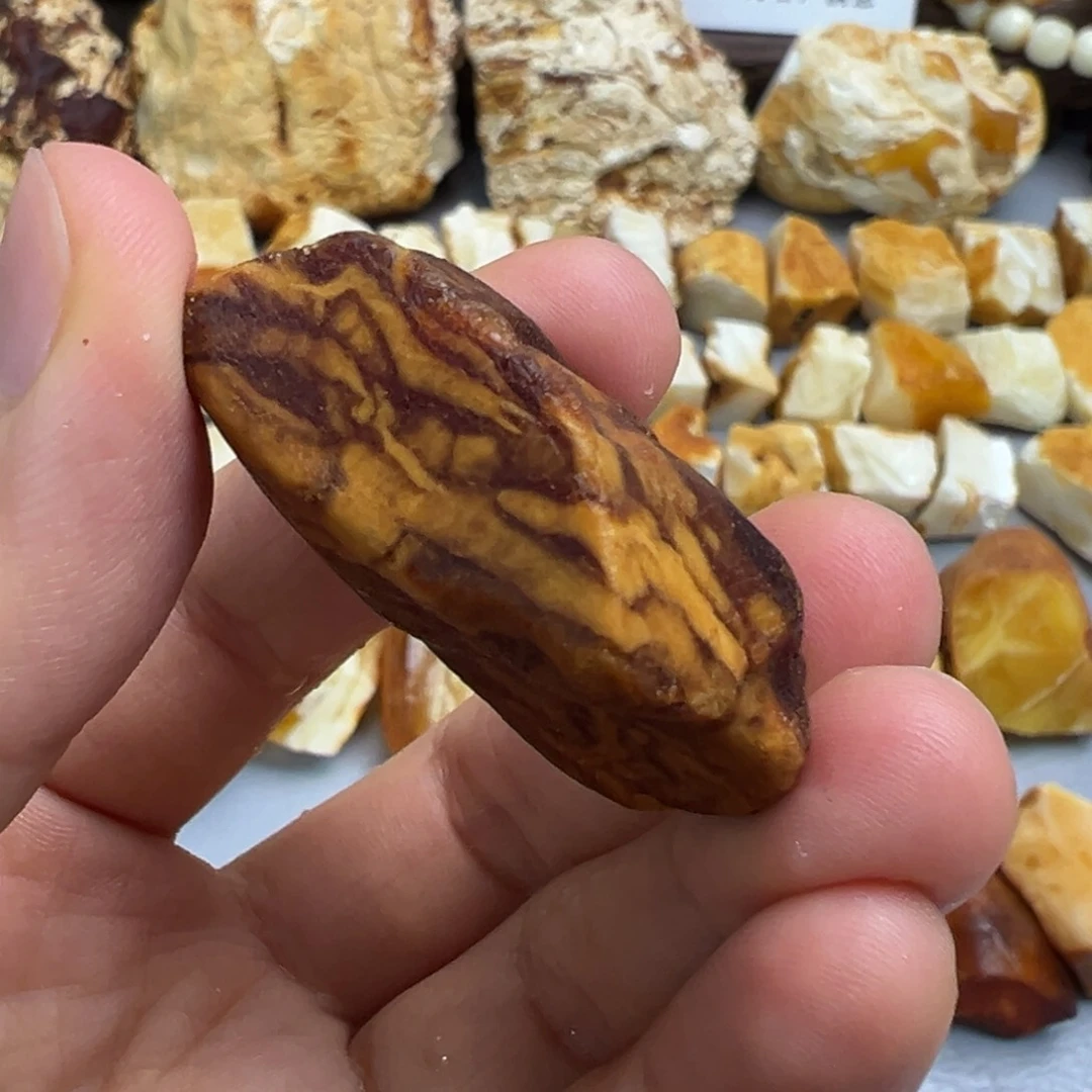 定制琥珀未镶嵌蜜蜡