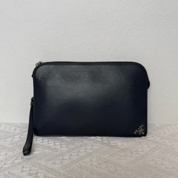 95新 Prada/普拉达 4343/时尚藏蓝色全皮手拿包