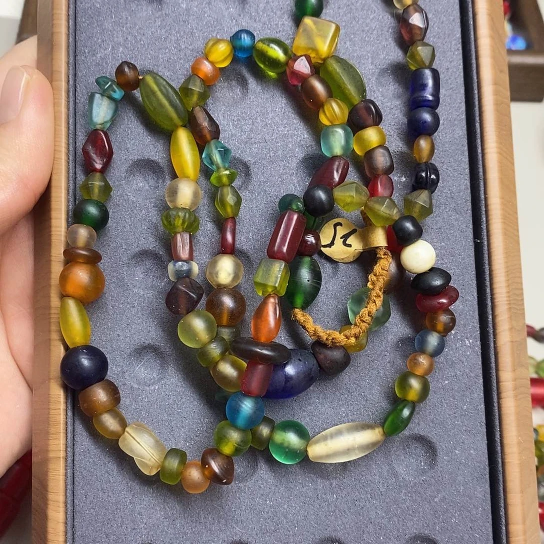 颈饰琉璃老多宝006