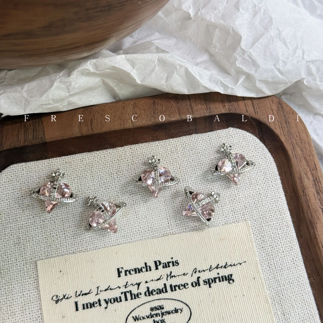 小颖美甲-5颗装 粉色歪心西太后 美甲饰品