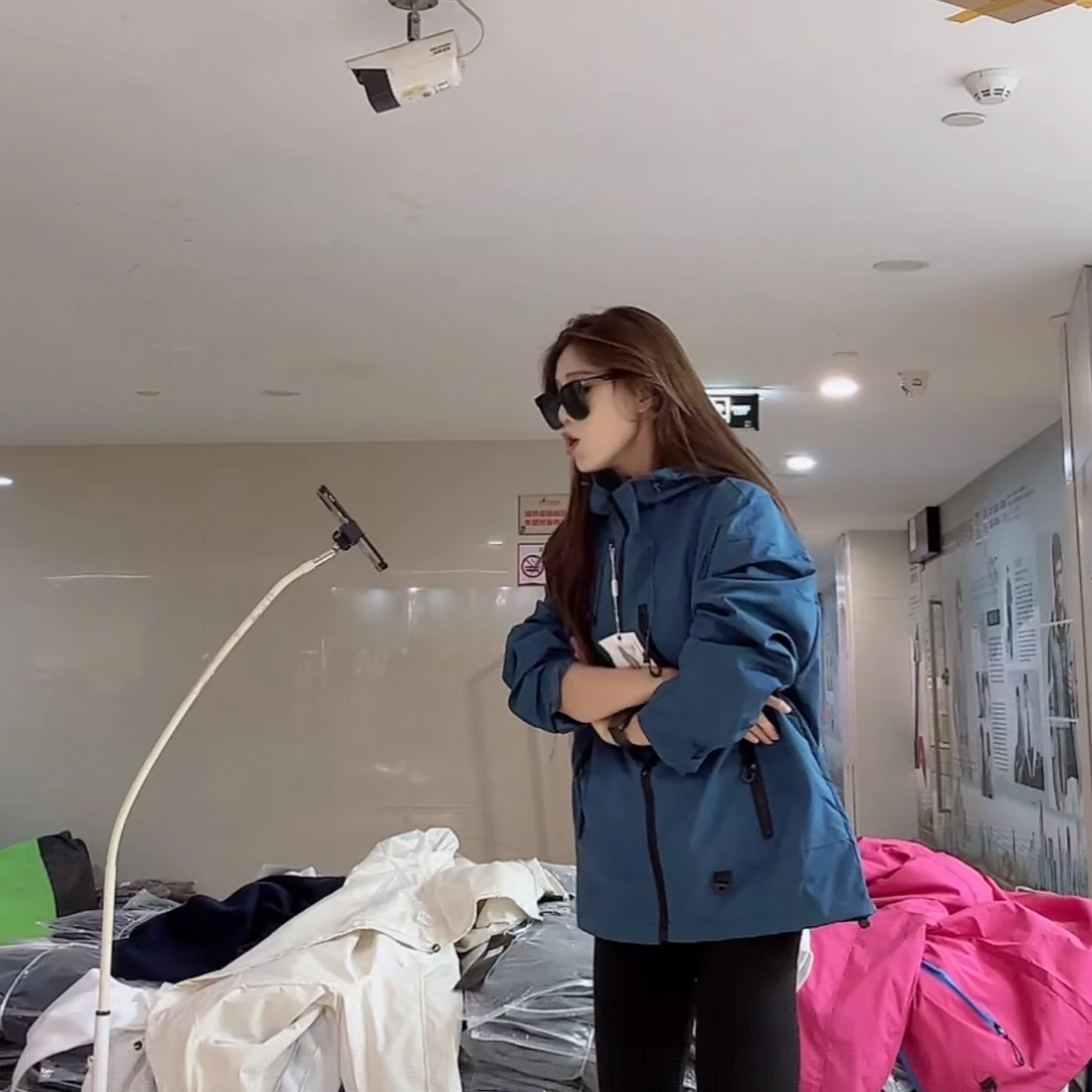 【柒汐】推荐设计感三拉链冲锋衣外套25806