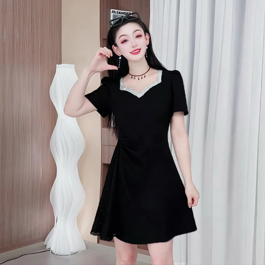 3609连衣裙夏季轻奢高级感新款小裙子法式超显瘦收腰设计感小黑裙