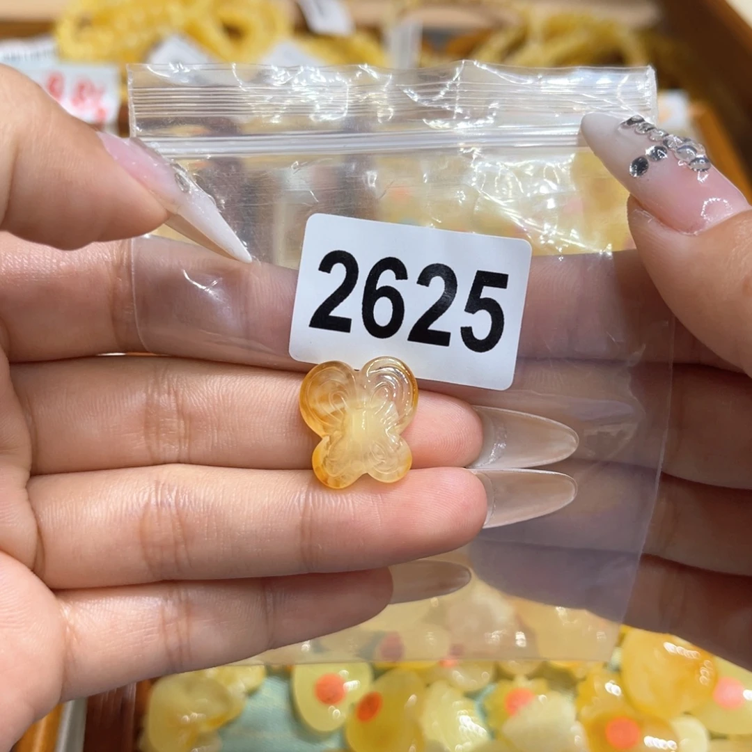 未镶嵌琥珀珠宝奇石