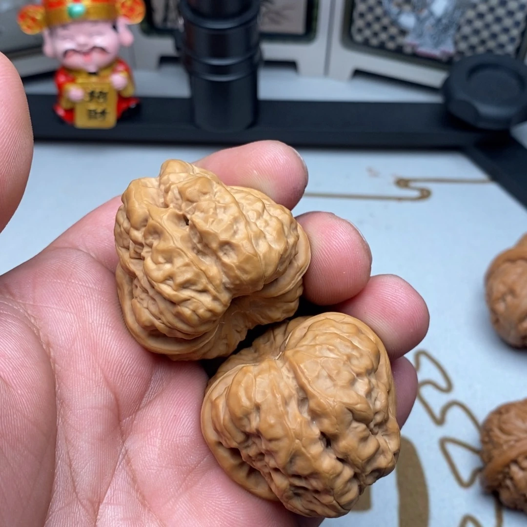 文玩核桃把件延庆蛙四开背边42肚44尺