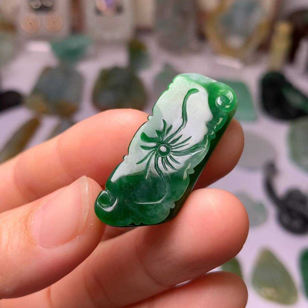 定制翡翠未镶嵌翡翠