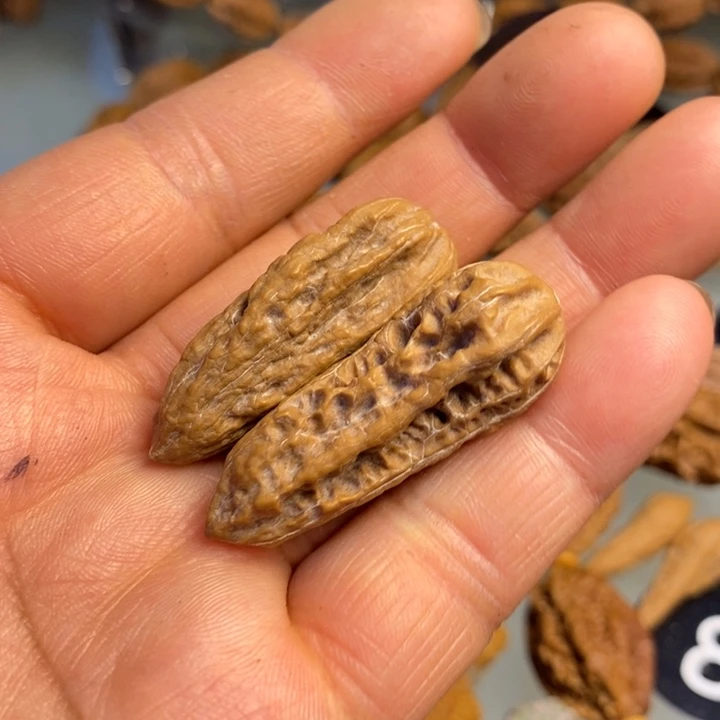 桃核吊坠拿姐工艺10