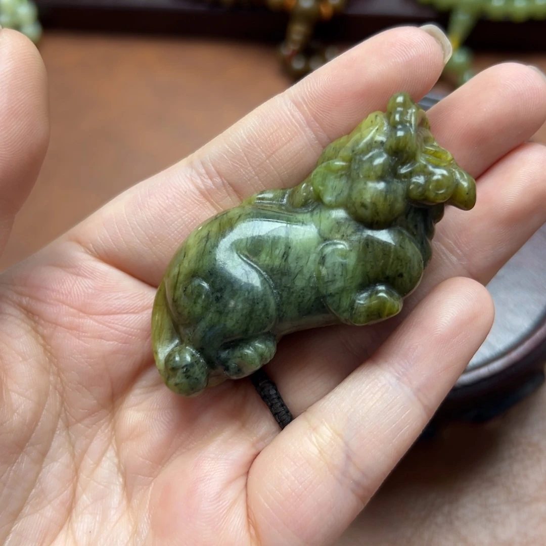 和田玉未镶嵌珠宝奇石