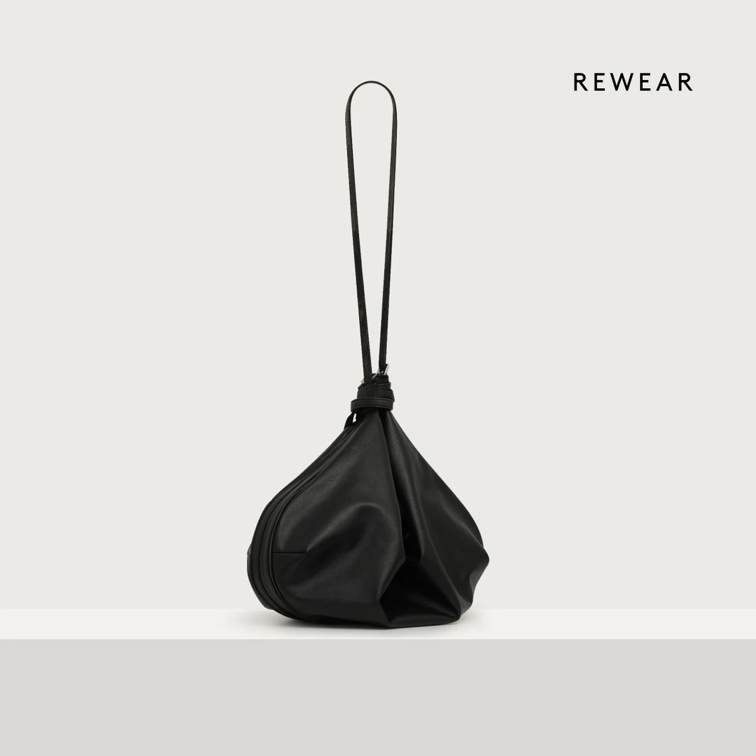REWEAR/口碑佰搭 环保皮大容量可调节多种背法双肩带可颂包17004