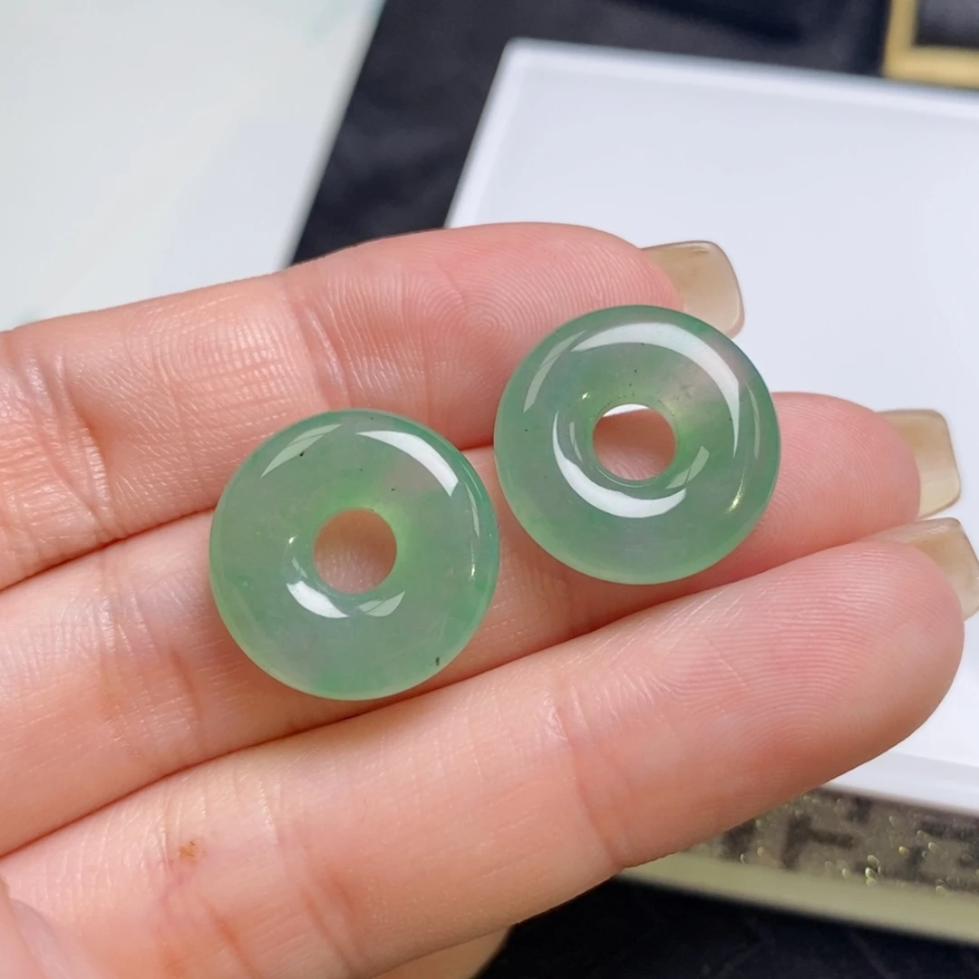 翡翠未镶嵌耳饰湖水绿甜甜圈