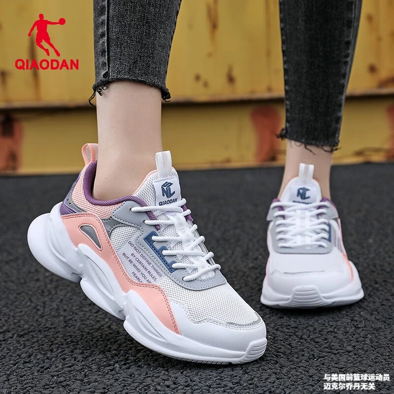 中国乔丹女鞋冬季休闲鞋学生老爹鞋网面防滑耐磨户外跑步运动鞋