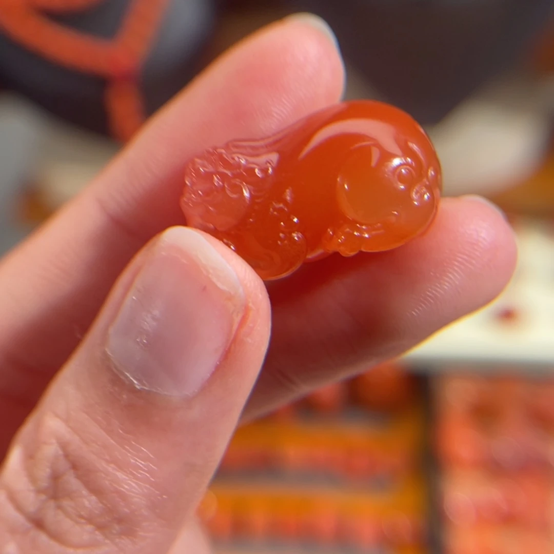 南红玛瑙未镶嵌貔貅24.2mm15.2mm13.8mm