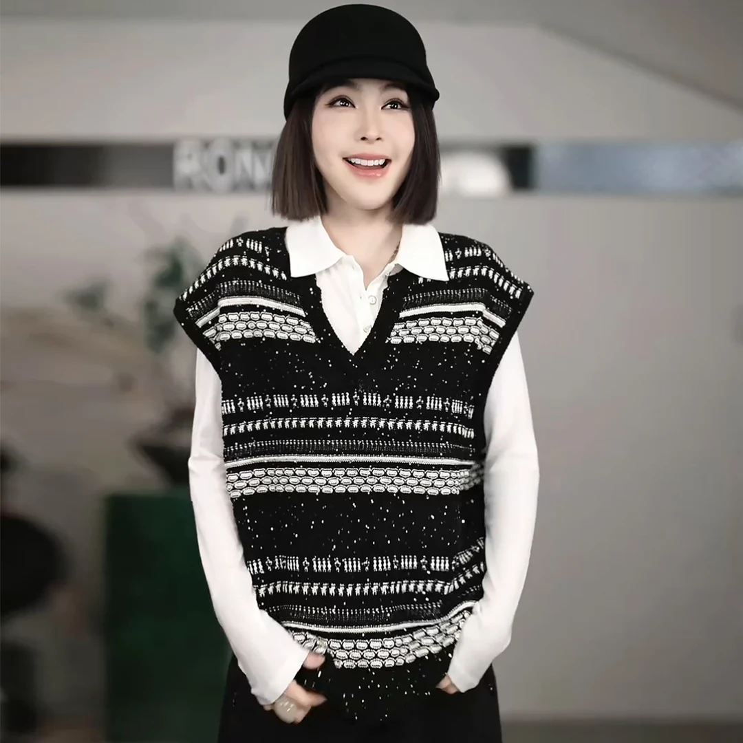 溶溶【星河交织】RONGRONG双色交织珠片纱V领宽松时尚马甲ZGQ6B2959