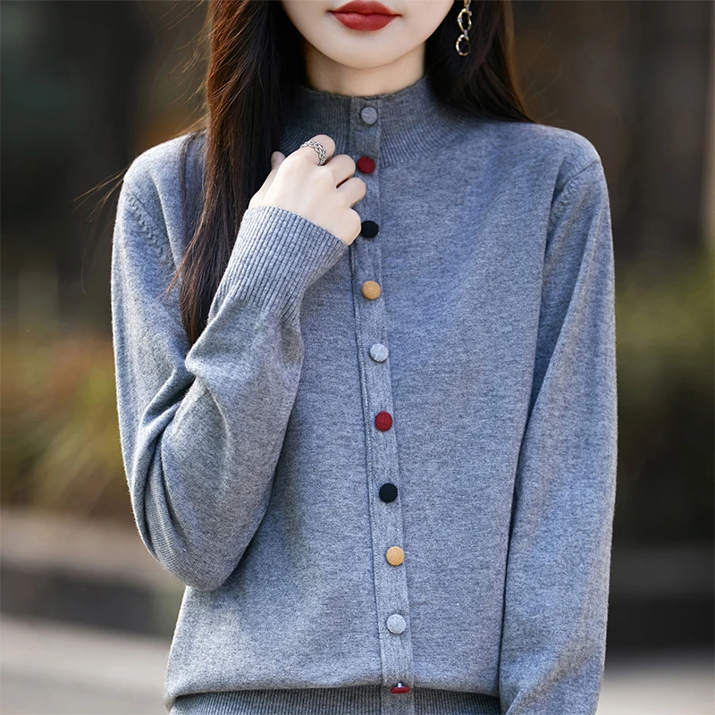 正品哥弟新款女士高领羊绒打底衫冬季厚款彩扣洋气百搭长袖针织衫