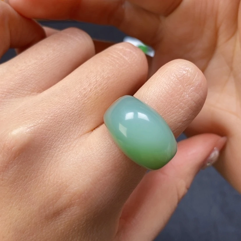 【闪购商品】和田玉（糖玉）戒指18K金镶嵌初****y