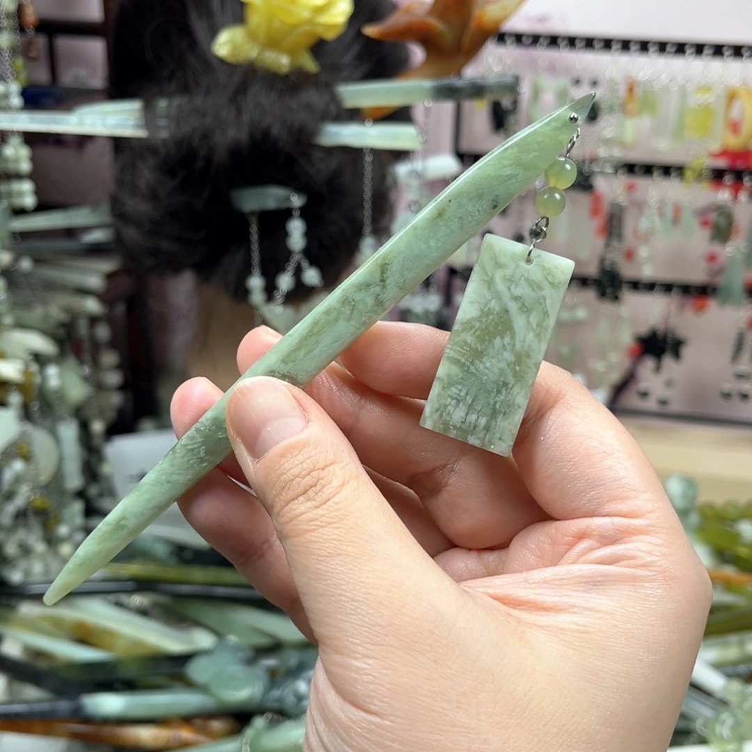 蛇纹石玉未镶嵌发饰长度15.5厘米左右