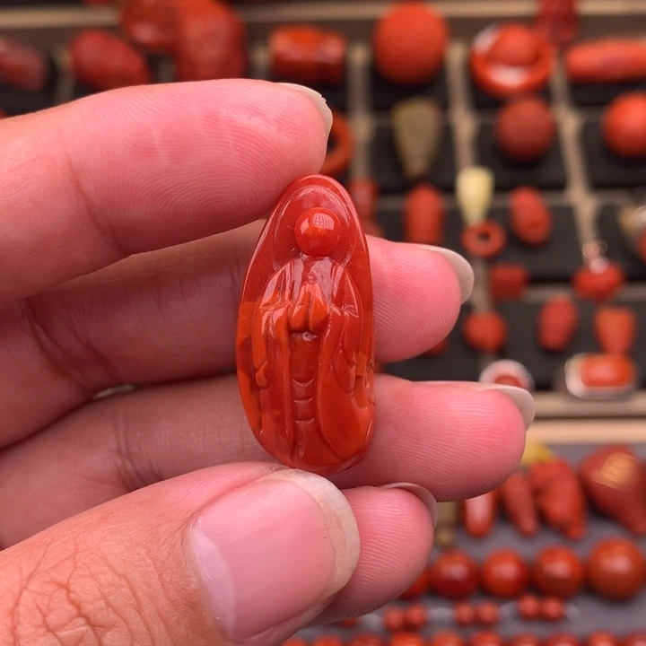 南红玛瑙未镶嵌福在眼前14+