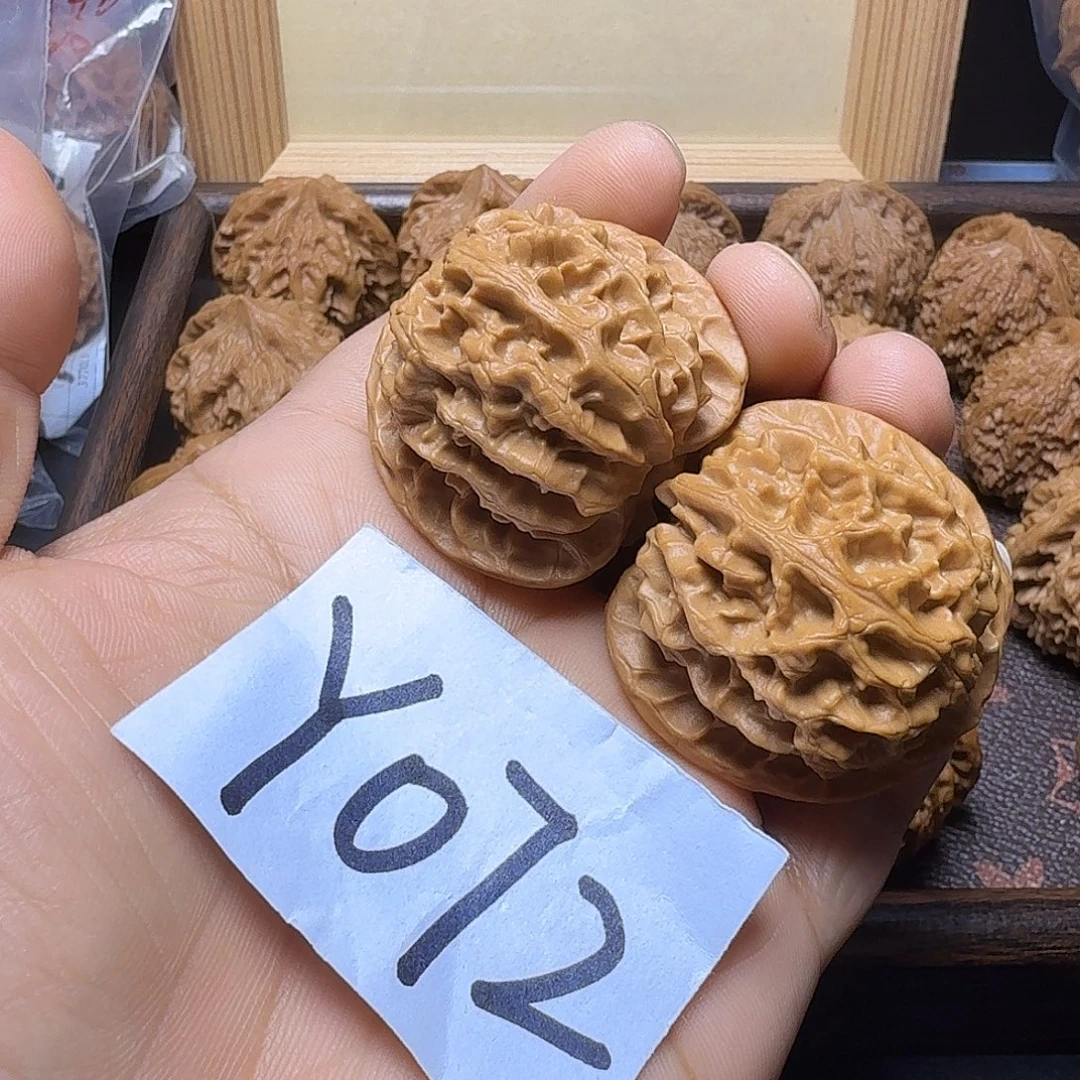 文玩核桃把件40尺苹果
