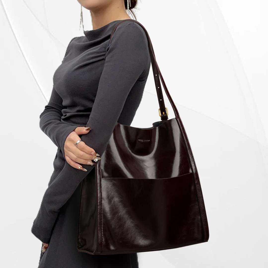 CCAMO高质量水桶包包女款爆款2025新款真牛皮女包上班包包通勤包